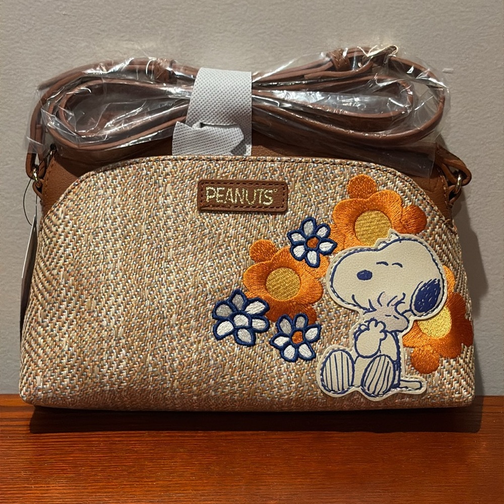 Peanuts Snoopy crossbody bag - Picture 7 of 13